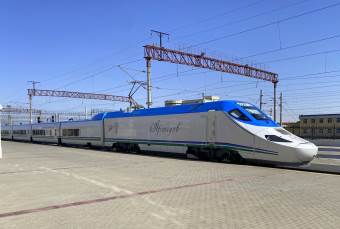 High speed train Afrosiyob